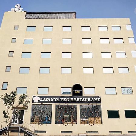 L P Regency, Pune Eksteriør billede